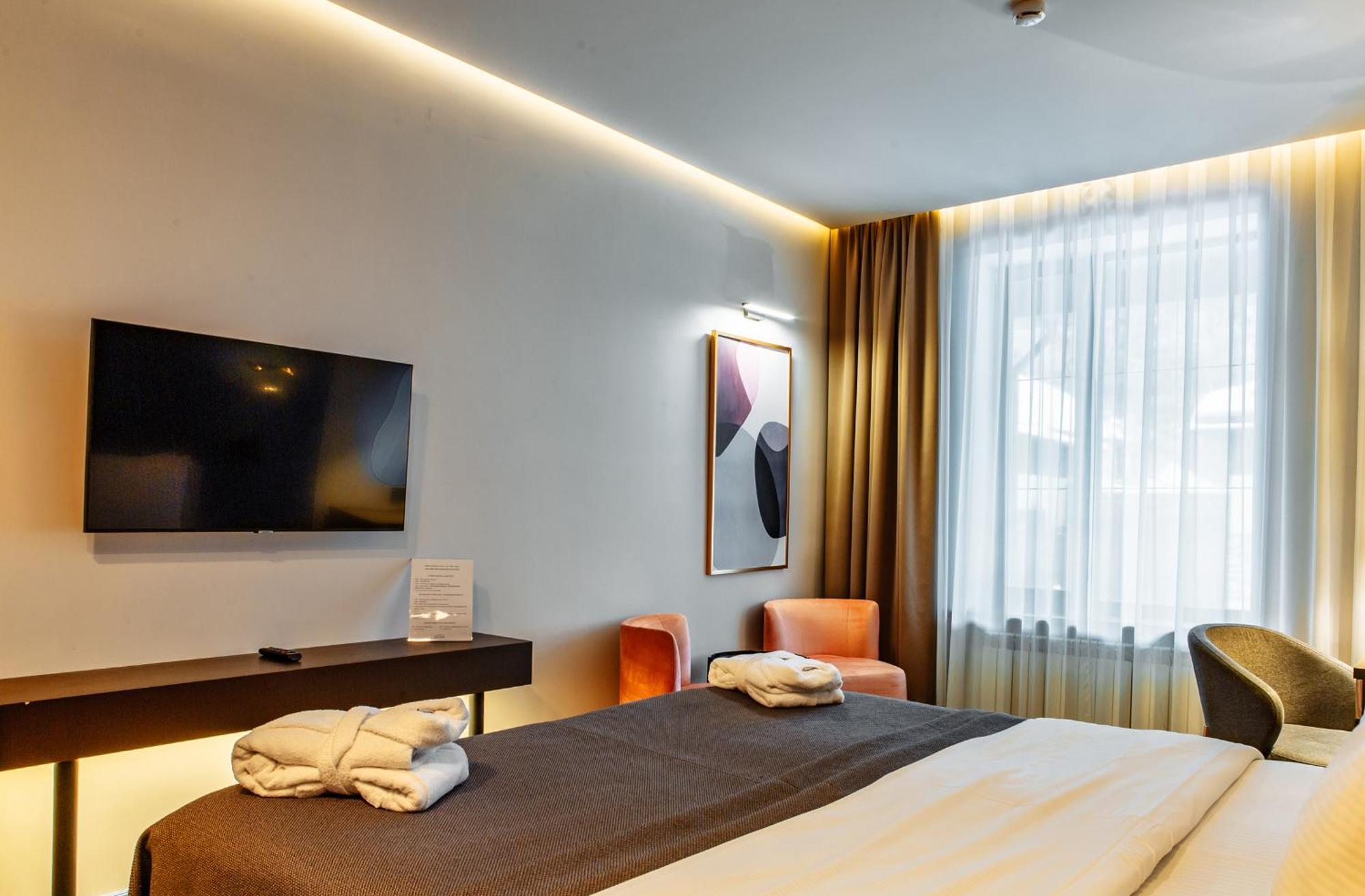 Дом У Озера Hotel โบโรโวเย ภายนอก รูปภาพ